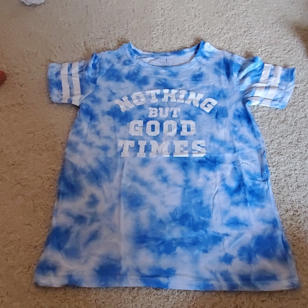 Short sleeve shirt